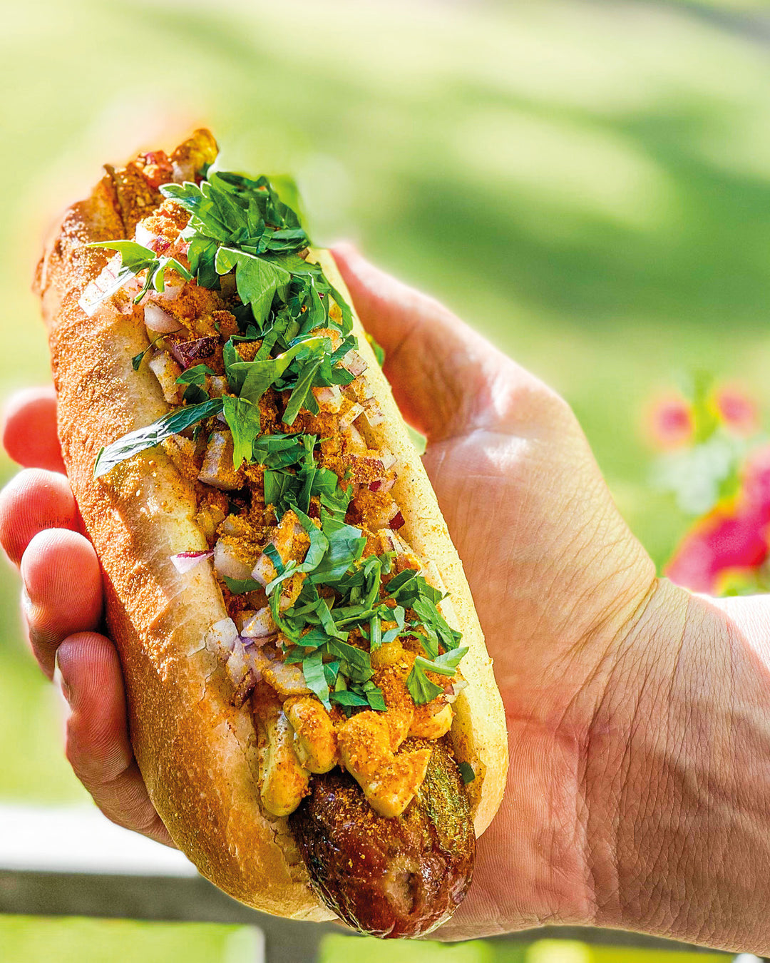 Grillwurst vom Feinsten – Knusprig gebräunte Wurst mit würzigem Geschmack, ideal für den Grillgenuss.